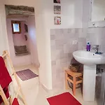 Semesterbostad Casa Delle Antiche Pietre